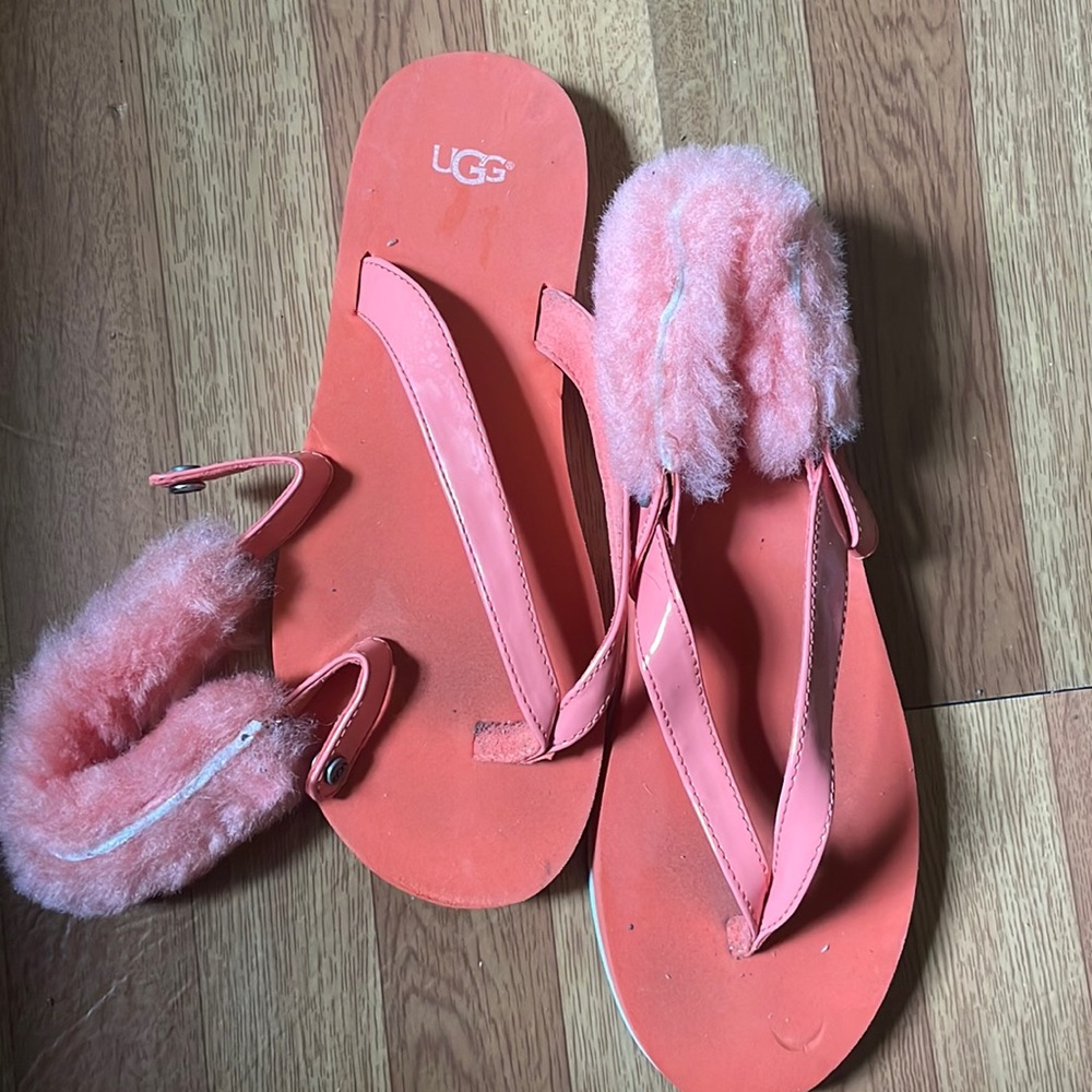 Girl’s sandals